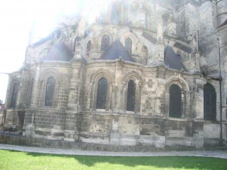 ENCORE LA CATHEDRALE